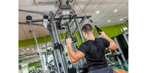 Best Gym Based Back Machines To Look Defined From Behind!