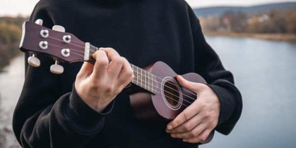 Tips for Managing Guitar Wrist Pain